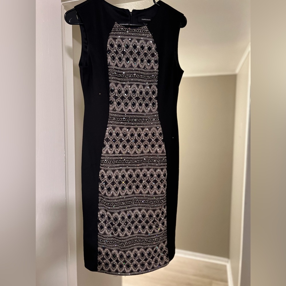 Black sequins sleeveless R&M Richard’s dress